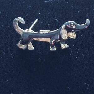 Vintage Gold Tone Dachshund Brooch With Rhinestones